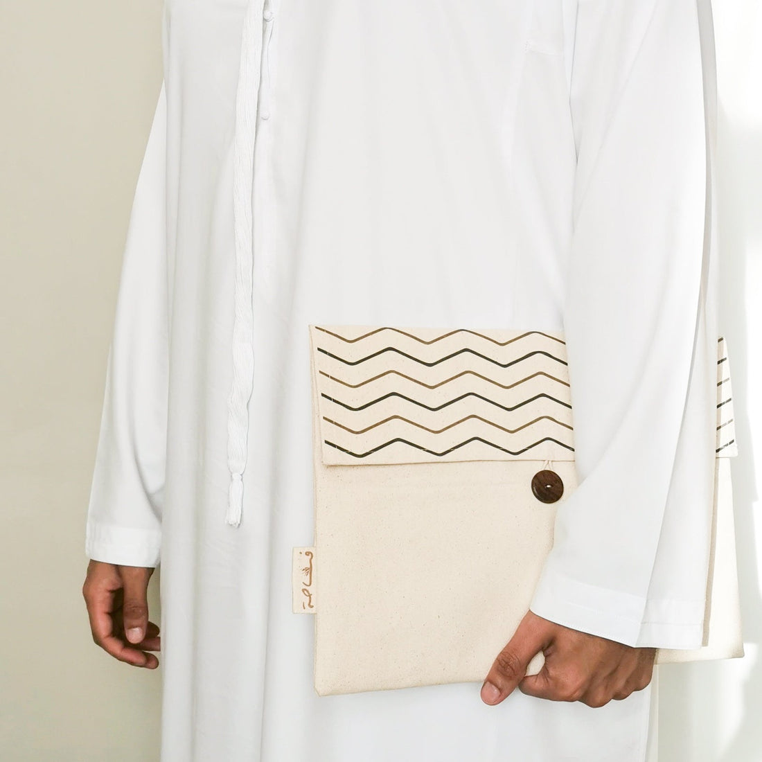 "حقيبة "لا تستسلم